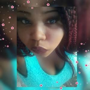 Meet your Posher, Lena